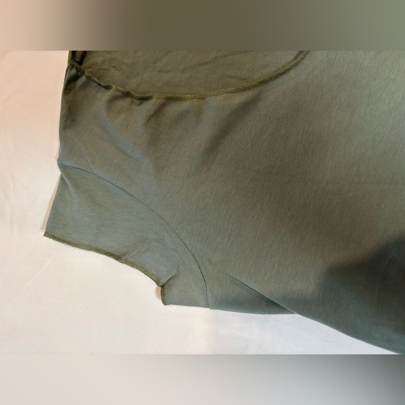 JOY ORGANIC 100% organic cotton vneck army green cap sleeve t-shirt. SOFT. NEW. - Picture 4 of 8